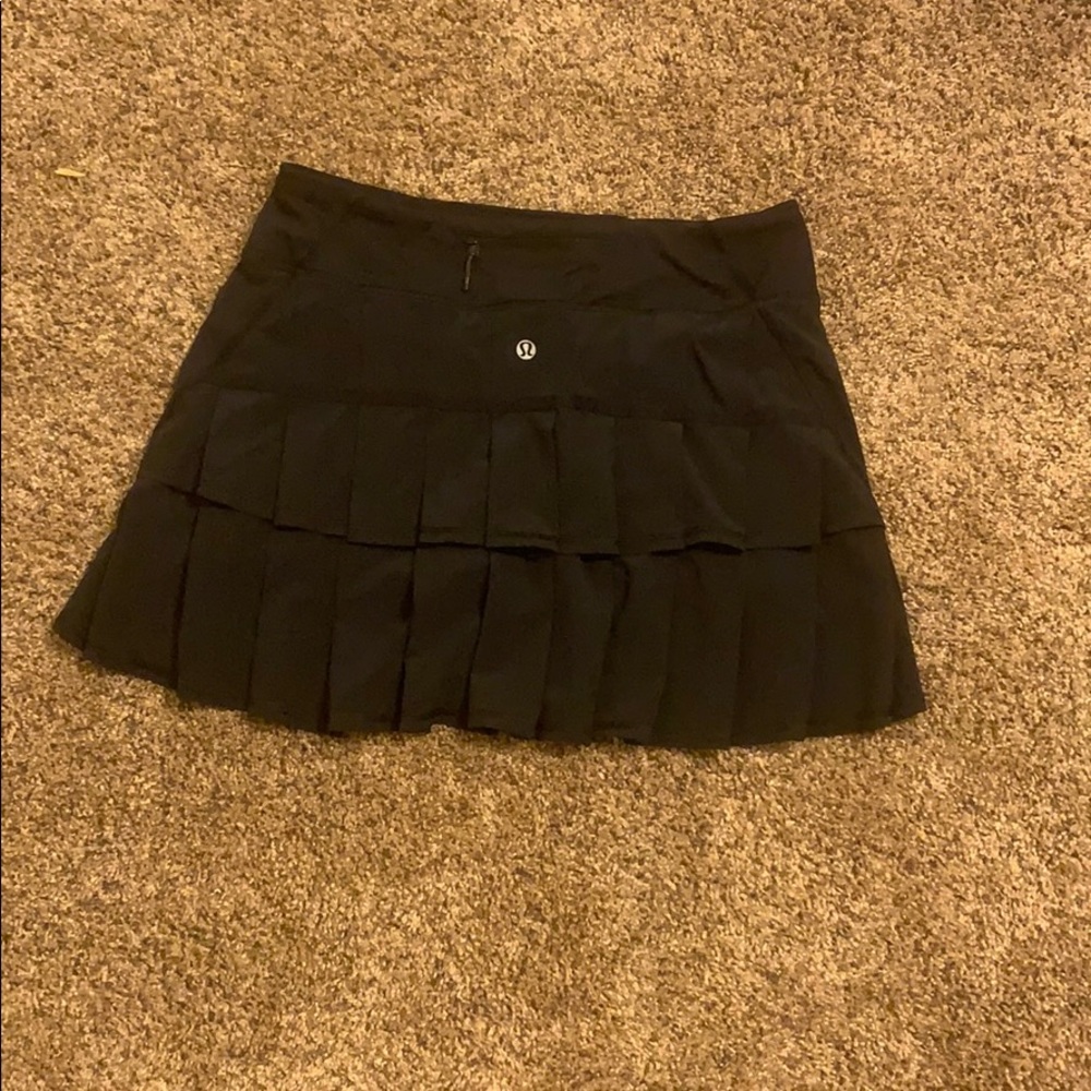 Lululemon Set The Pace Skirt
